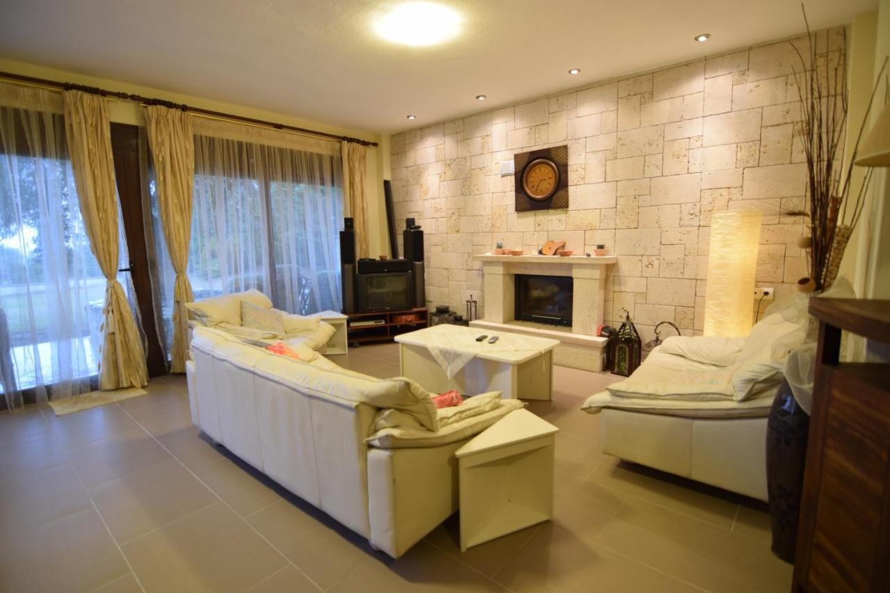 Villa The Olive House Nea Skioni Camera foto